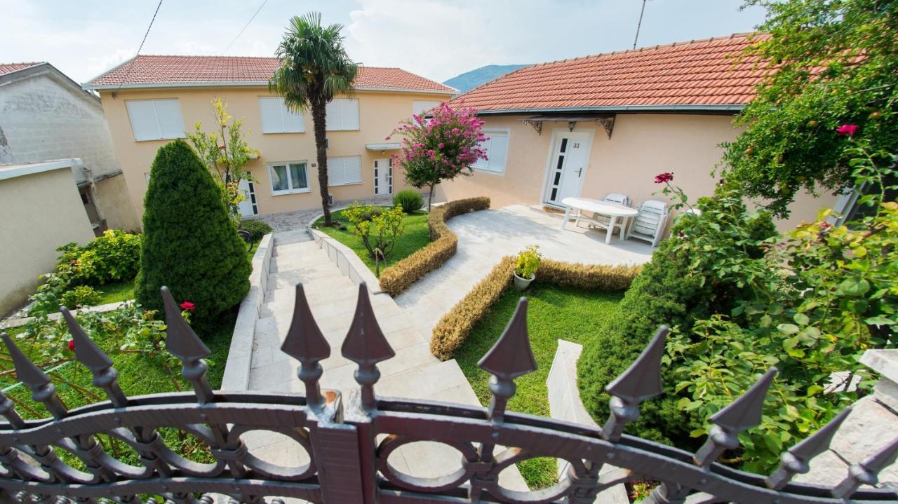 Guest House Agava Mostar Exteriör bild